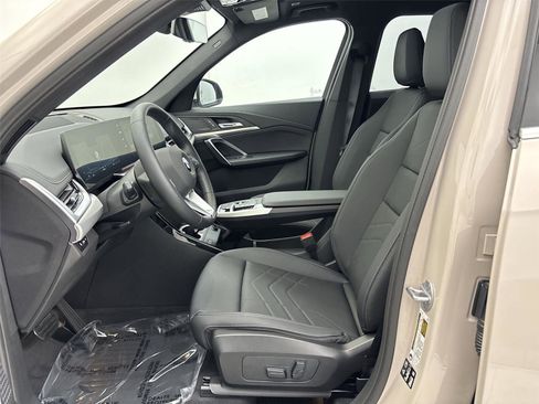 New 2026 BMW X1 xDrive28i w/ Technology Package AWD/4WD image 25