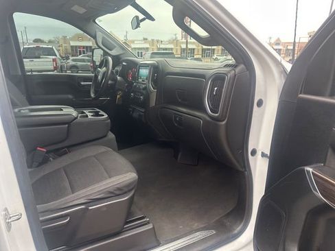 Used 2021 Chevrolet Silverado 3500 LT w/ Remote Start Package image 8