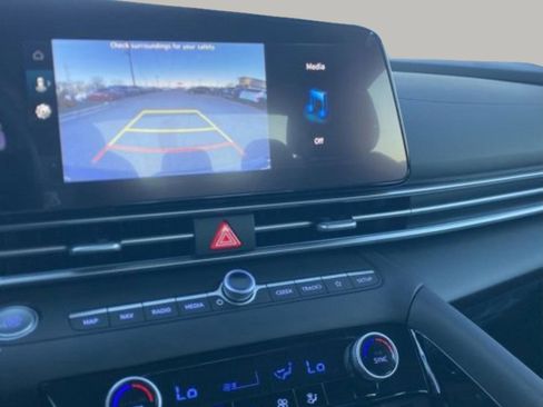 New 2026 Hyundai Elantra Limited image 23