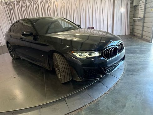 Used 2023 BMW M550i xDrive w/ Executive Package AWD/4WD image 3