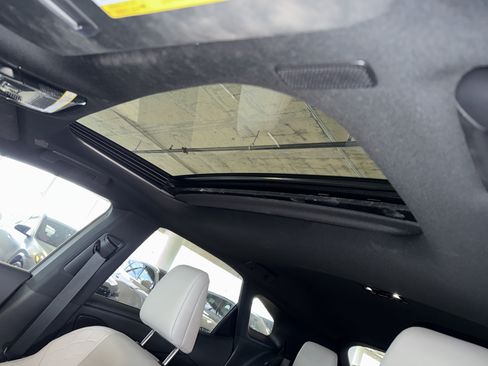 Used 2025 Lexus RX 350 Premium w/ Accessory Package (Z1) FWD image 32