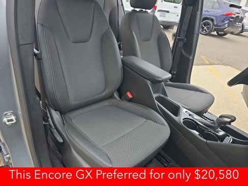 Used 2025 Buick Encore GX Preferred FWD image 16