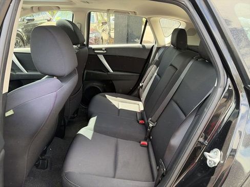 Used 2011 MAZDA MAZDA3 s Sport FWD image 22
