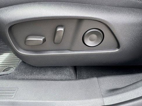 New 2026 GMC Terrain AT4 w/ LPO, Floor Liner Package image 21