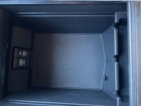 Used 2019 Honda Pilot Elite image 22