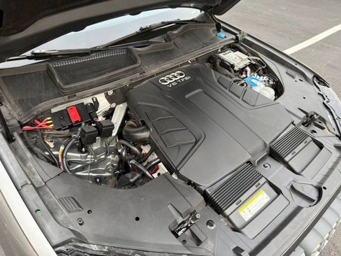 Used 2017 Audi Q7 3.0T Prestige w/ Prestige Package image 36