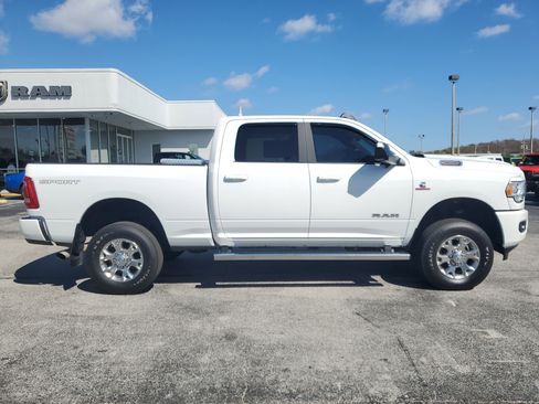 Used 2022 RAM 2500 Big Horn w/ Level B Equipment Group image 9