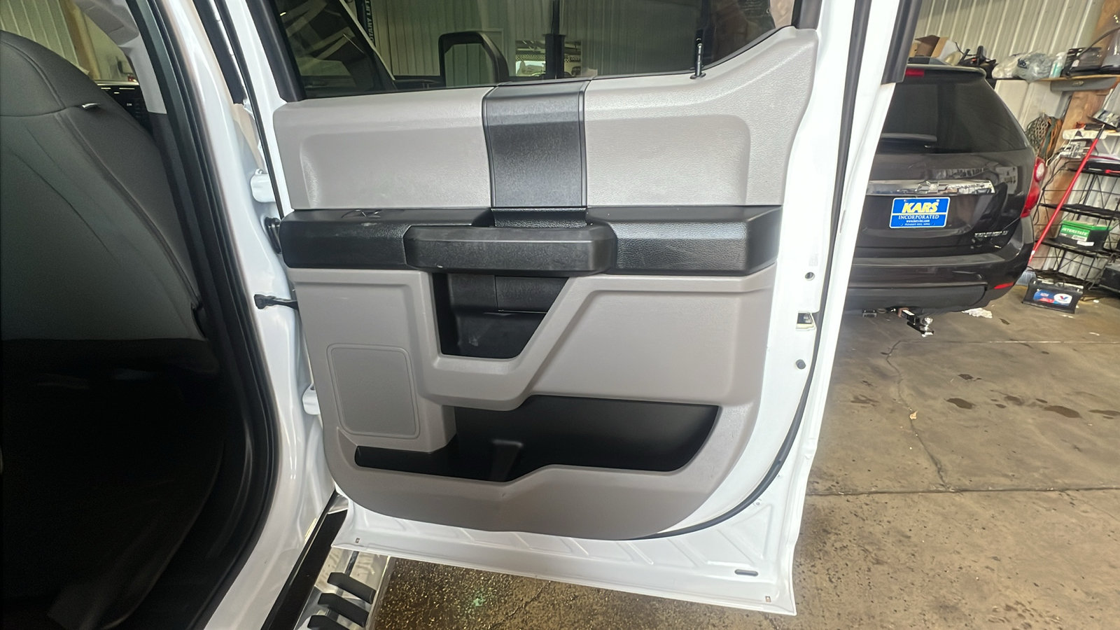 Used 2019 Ford F250 XL w/ Power Equipment Group AWD/4WD image 17