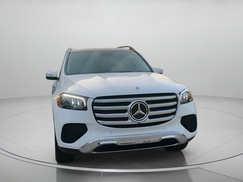 Used 2026 Mercedes-Benz GLS 450 4MATIC image 7