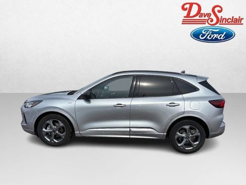 Used 2023 Ford Escape ST-Line w/ Tech Pack #1 FWD image 10
