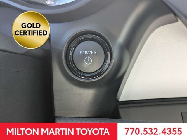 Certified 2026 Toyota Sienna XLE FWD image 30