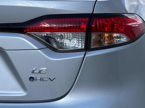 New 2026 Toyota Corolla LE FWD image 30
