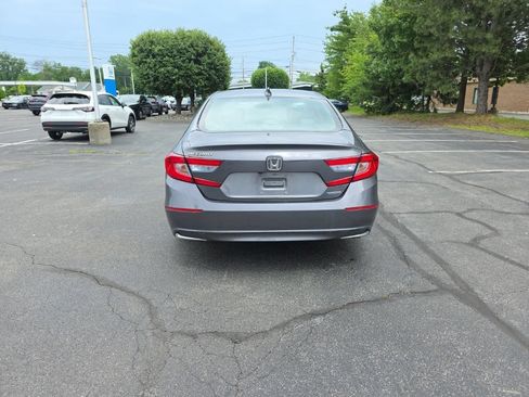Used 2018 Honda Accord EX-L image 6