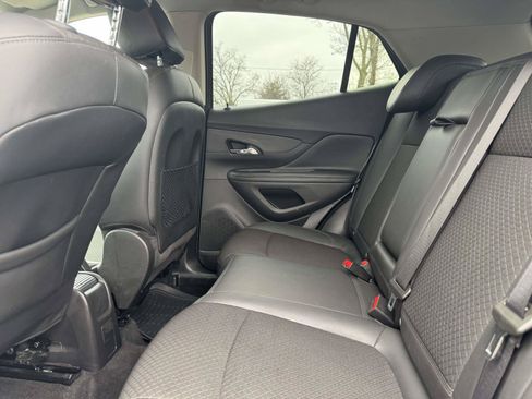 Used 2020 Buick Encore Preferred FWD image 14