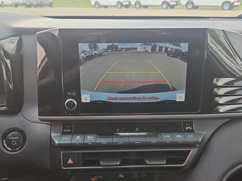 Used 2025 Toyota Camry LE FWD image 21