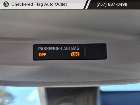 Used 2020 GMC Canyon Denali image 10