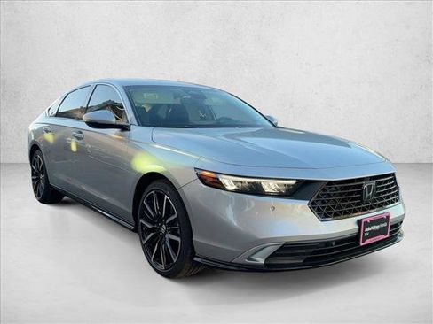 New 2025 Honda Accord Touring image 7
