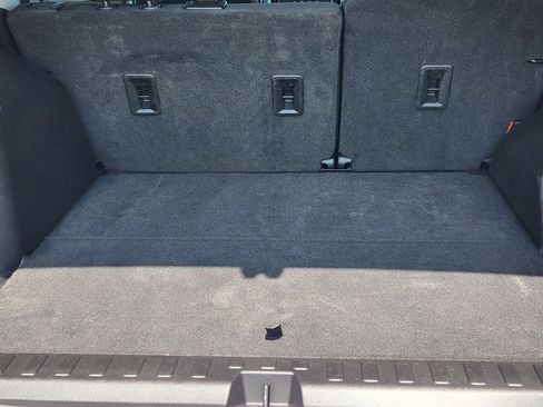 Used 2022 GMC Terrain SLE w/ Driver Convenience Package image 24