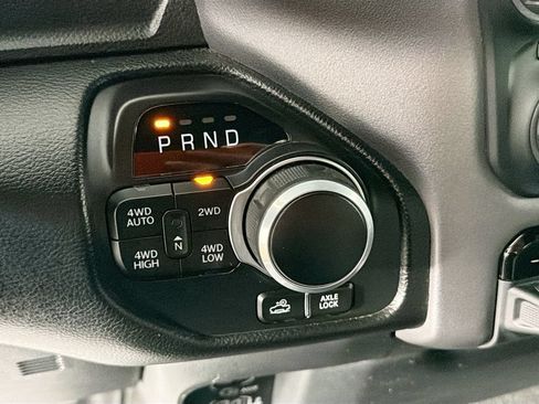 Used 2023 RAM 1500 Big Horn AWD/4WD image 16