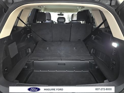 Used 2022 Lincoln Aviator AWD w/ Elements Package image 11