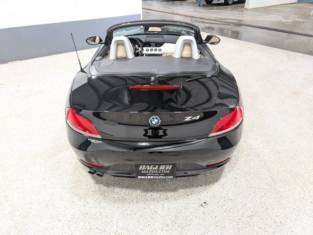 Used 2009 BMW Z4 sDrive30i RWD image 11