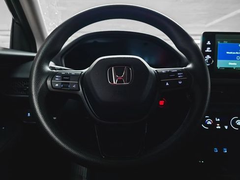 Used 2026 Honda HR-V Sport image 7