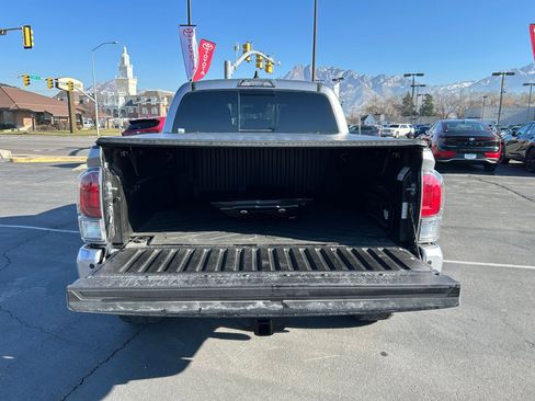 Certified 2020 Toyota Tacoma TRD Off-Road image 24