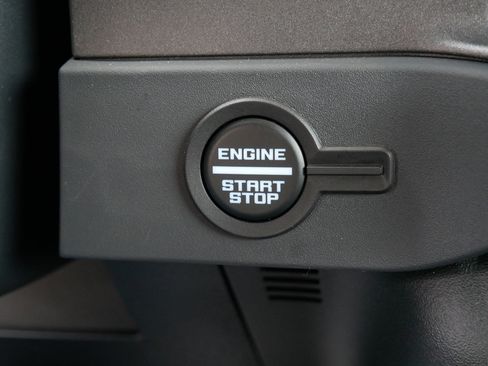 Used 2025 Ford Bronco Badlands AWD/4WD image 34