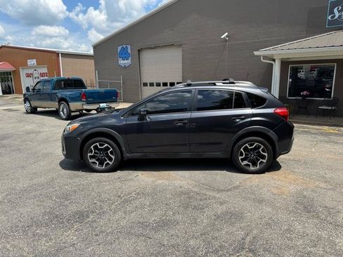 Used 2017 Subaru Crosstrek 2.0i Limited AWD/4WD image 8