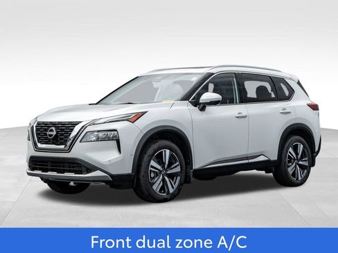 Used 2023 Nissan Rogue Platinum AWD/4WD image 3