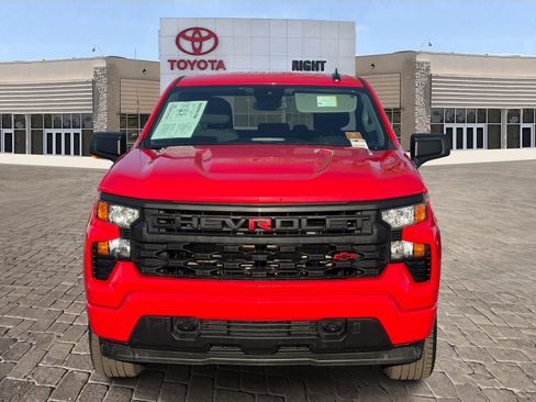 Used 2025 Chevrolet Silverado 1500 Custom image 5