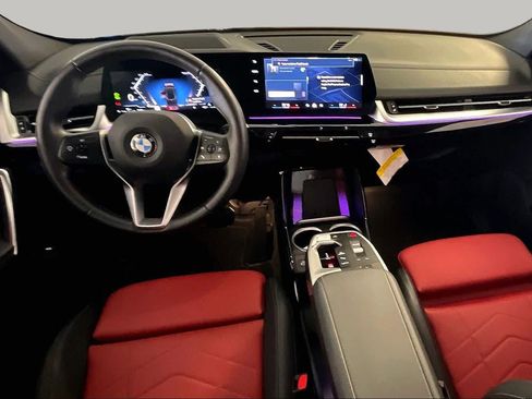 Used 2025 BMW X2 xDrive28i AWD/4WD image 14