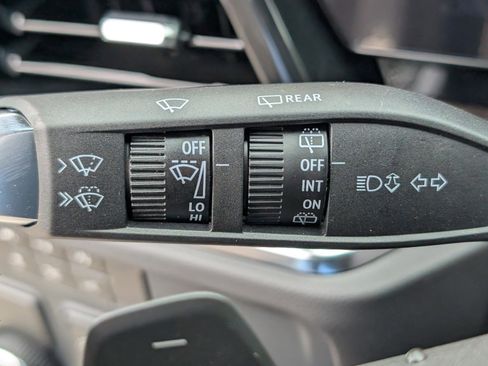 New 2026 Chevrolet Suburban Premier w/ Sun And Tow Package image 27