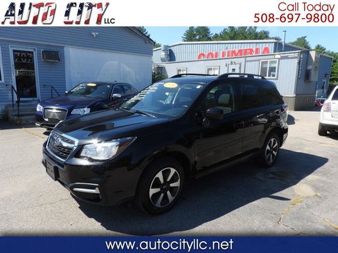 Used 2018 Subaru Forester 2.5i Premium AWD/4WD image 1