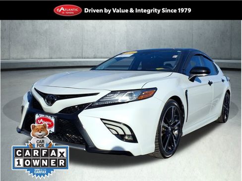 Certified 2019 Toyota Camry XSE image 1
