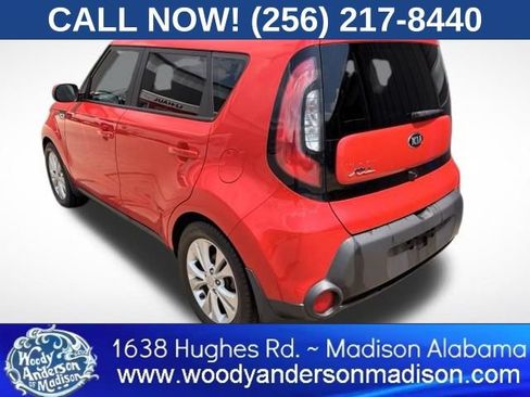 Used 2015 Kia Soul + w/ Audio Package FWD image 4