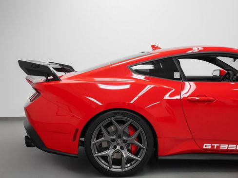 Used 2025 Ford Mustang GT Premium w/ GT Performance Package image 16