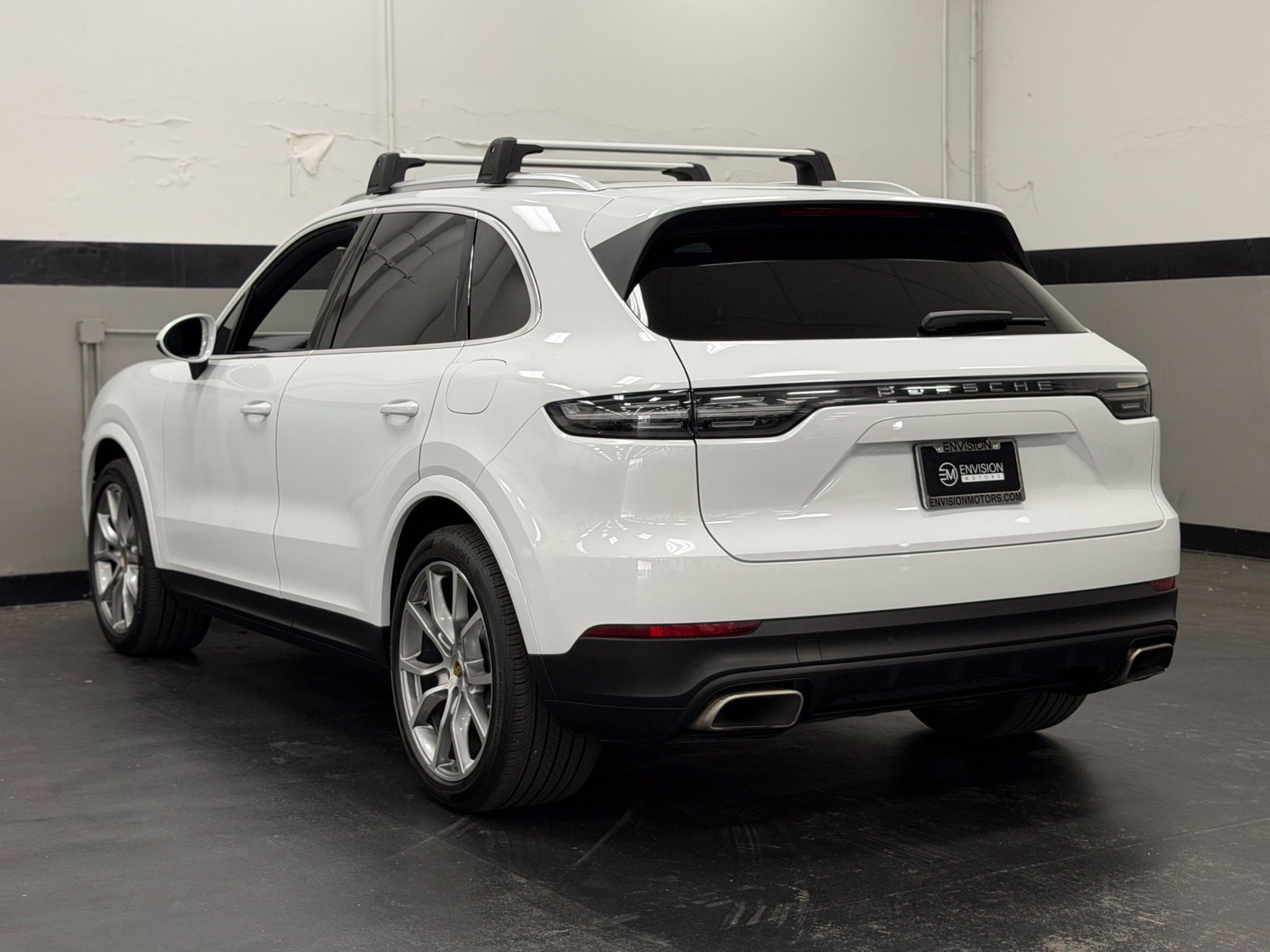 Used 2022 Porsche Cayenne E-Hybrid w/ Premium Package AWD/4WD image 10