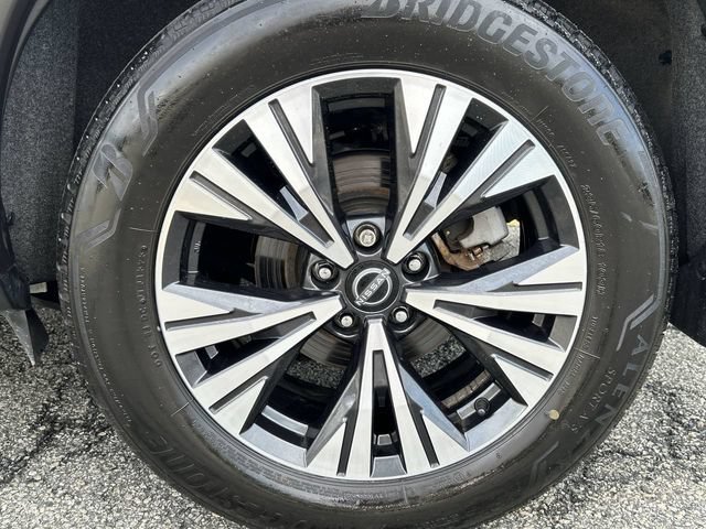 Certified 2023 Nissan Rogue SV w/ SV Premium B Package AWD/4WD image 11