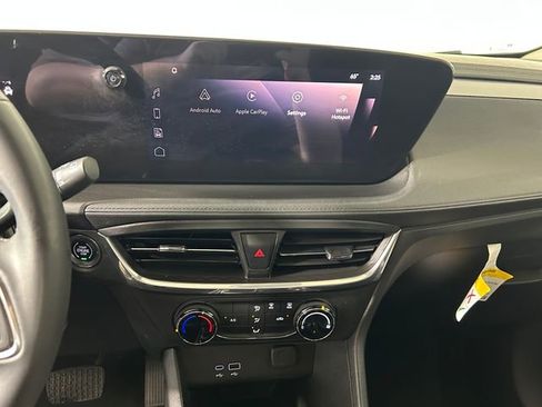 Used 2024 Buick Encore GX Preferred image 22