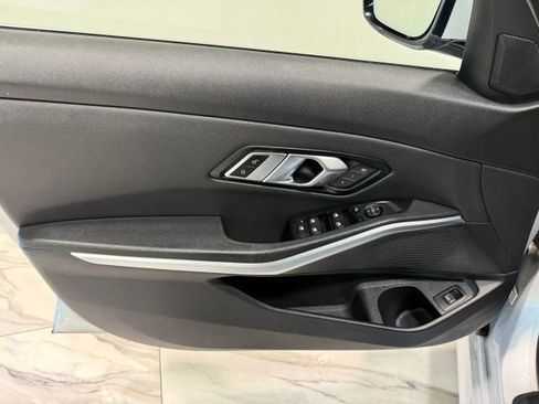 Used 2020 BMW 330i Sedan w/ Convenience Package image 12