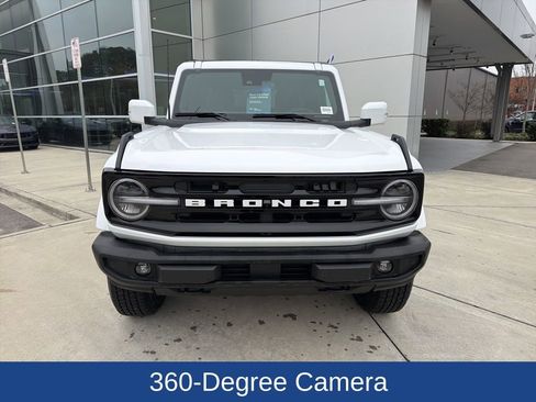 Certified 2024 Ford Bronco Outer Banks image 3