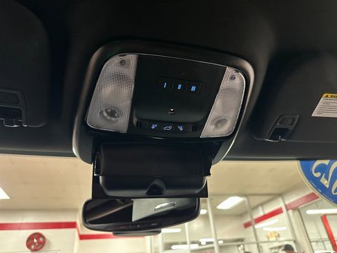 Certified 2025 Dodge Durango GT image 34