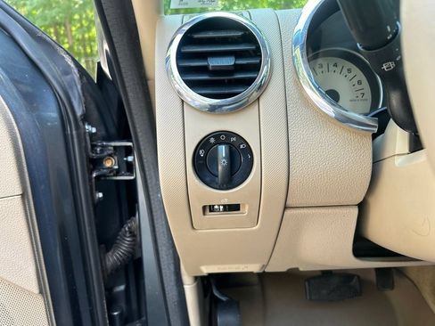 Used 2010 Ford Explorer Eddie Bauer AWD/4WD image 23