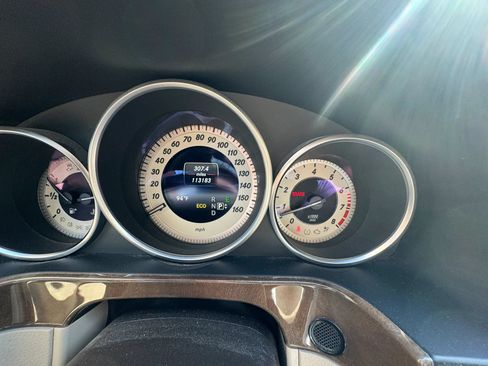 Used 2014 Mercedes-Benz E 350 Sedan w/ Premium 1 Package image 29