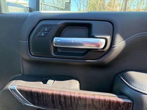 Used 2020 GMC Sierra 2500 Denali w/ Technology Package image 30