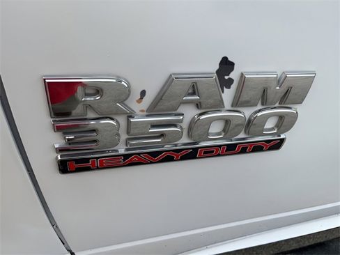 Used 2018 RAM 3500 Tradesman image 7
