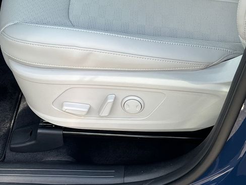 New 2025 Kia Sorento S w/ Panoramic Sunroof Package image 10