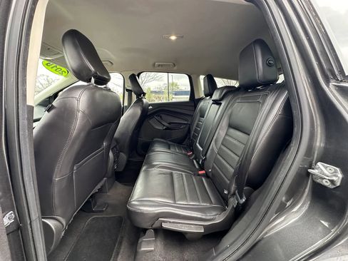 Used 2018 Ford Escape SEL image 11