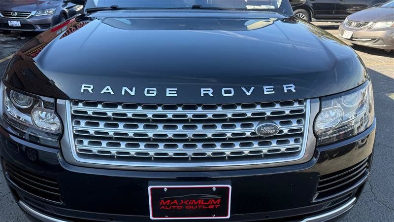 Used 2017 Land Rover Range Rover HSE AWD/4WD image 3